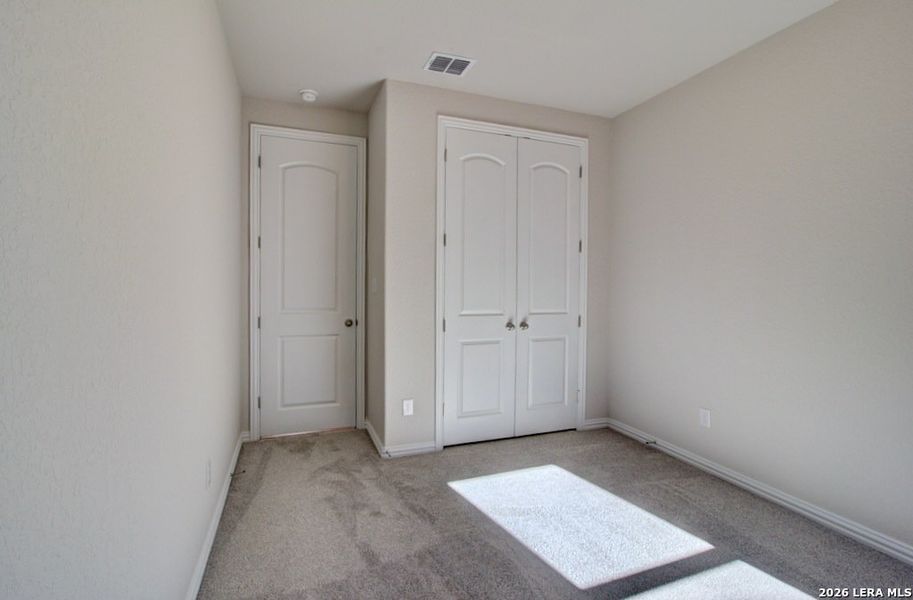 Spacious, unfurnished interior of a new home in Meyer Ranch – Premier, New Braunfels (Image 14).