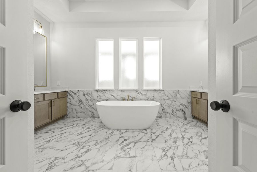 Representative furnished interior of a home built from the The Oakville by Westin Homes in Kresston, Montgomery (Image 5). Representative furnished interior of a home built from the The Oakville by Westin Homes in Kresston, Montgomery (Image 5).