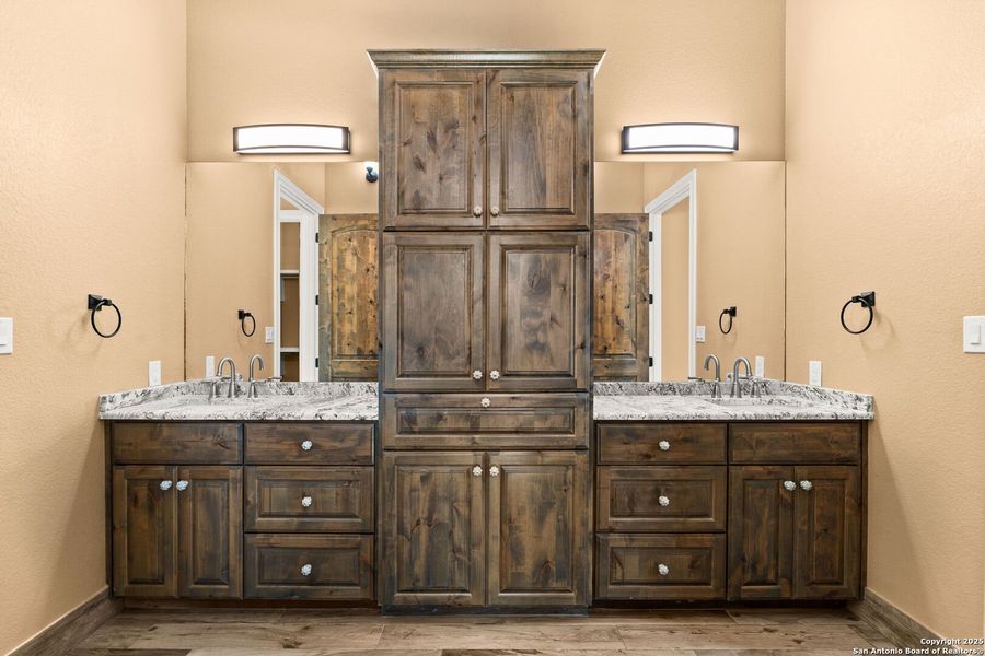 Furnished interior view inside a new home in , Canyon Lake (Image 16).