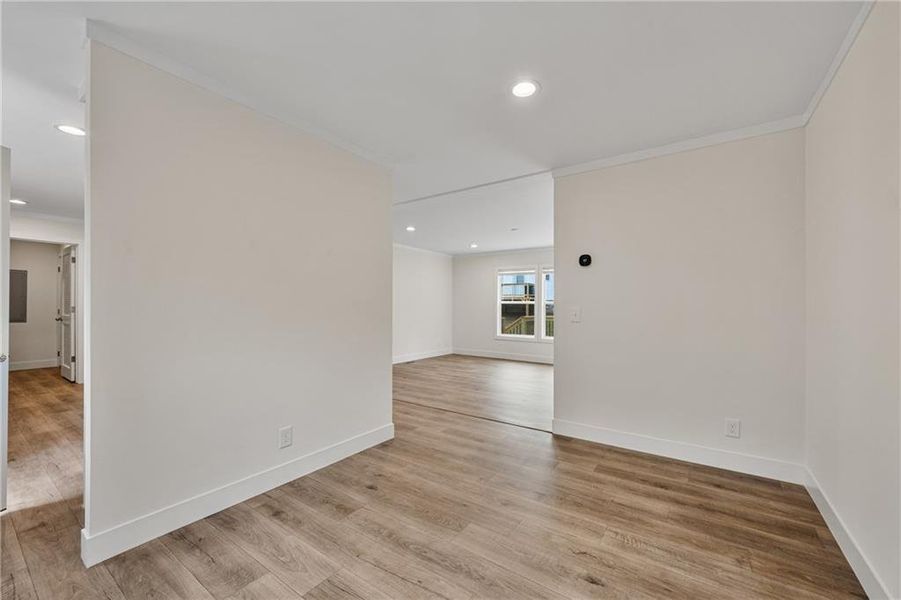 Spacious, unfurnished interior of a new home in , Gainesville (Image 9).