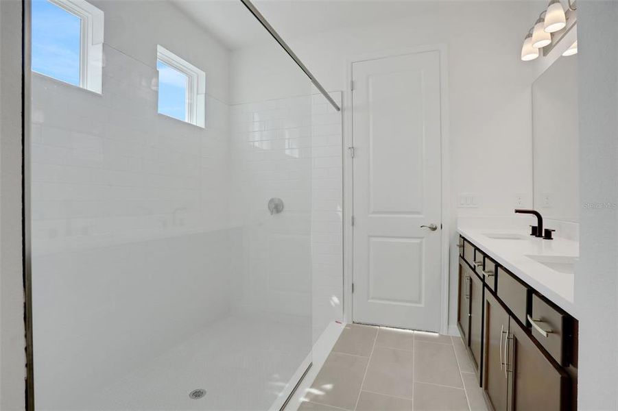 Furnished interior view inside a new home in Turnleaf, Punta Gorda (Image 6).