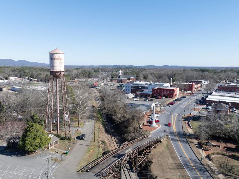 Image 74 of a home in Rolling Meadows.