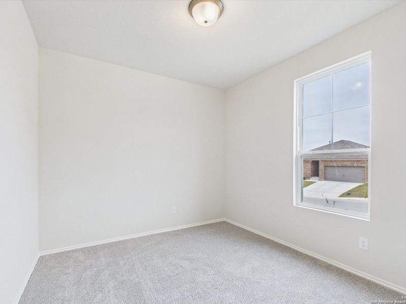 Spacious, unfurnished interior of a new home in Bricewood, San Antonio (Image 21).