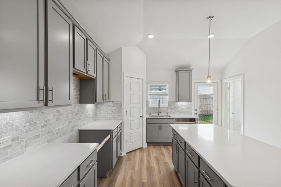 Furnished interior view inside a new home in Miller's Pond, Rosenberg (Image 11).