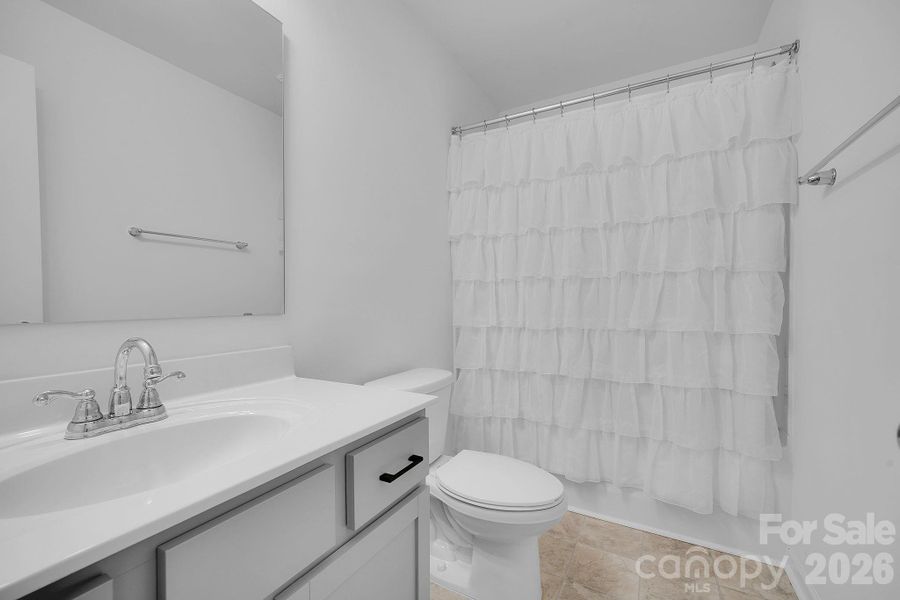 Furnished interior view inside a new home in , Dallas (Image 5). Furnished interior view inside a new home in , Dallas (Image 5).