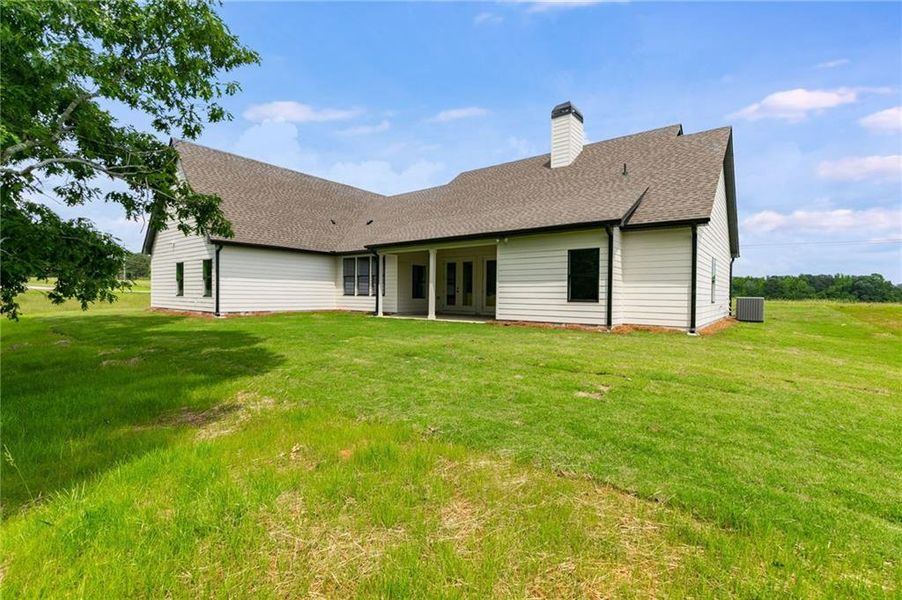 Exterior details and patio area of a home in The Meadows at Lake Circle, Buchanan (Image 4).