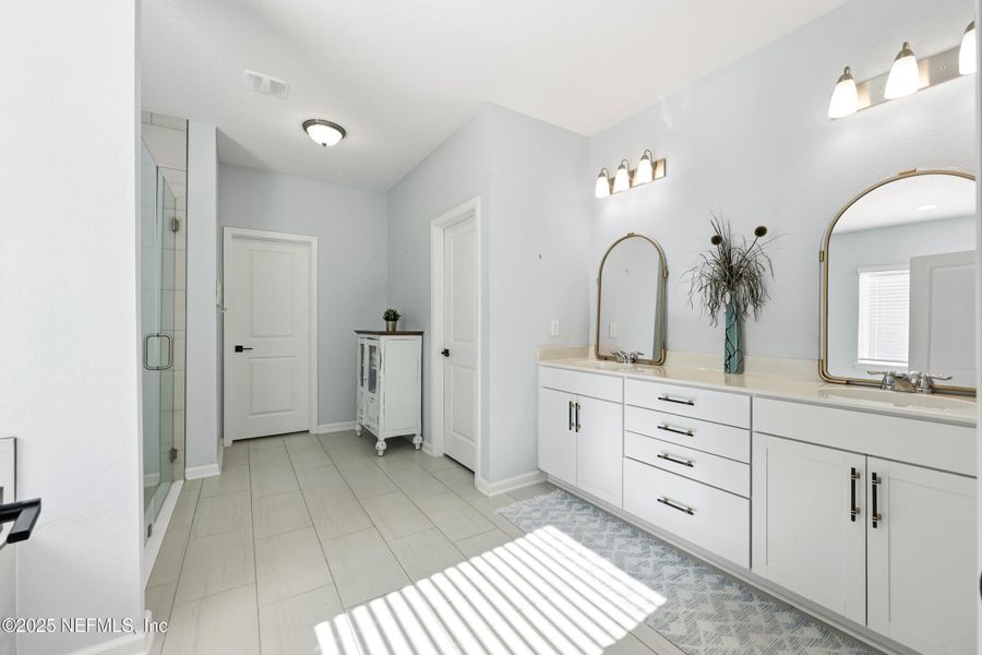 Furnished interior view inside a new home in Silver Landing at SilverLeaf, St. Augustine (Image 16).