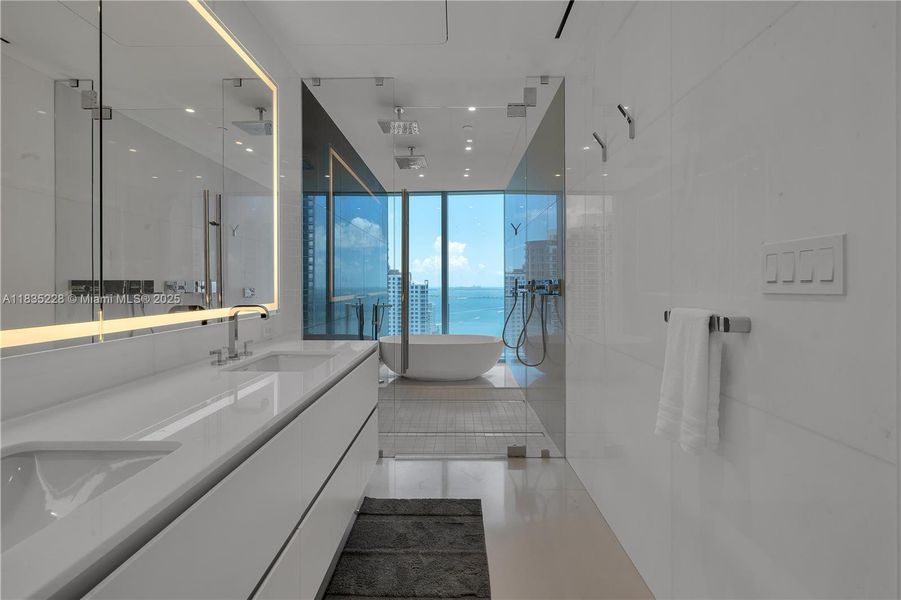 Image 58 of a home in Aston Martin Residences.