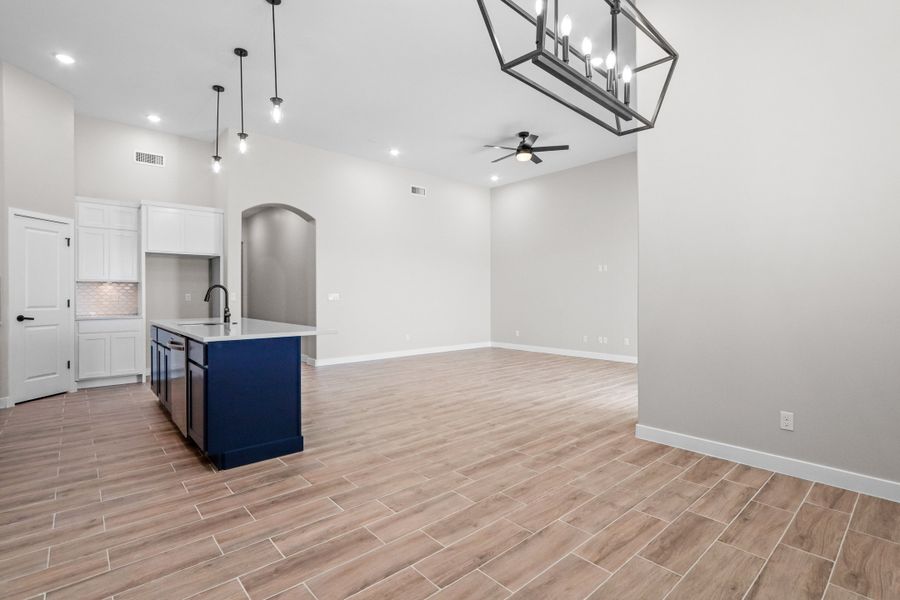 Spacious, unfurnished interior of a new home in Summer Sky North, El Paso (Image 13). Spacious, unfurnished interior of a new home in Summer Sky North, El Paso (Image 13).
