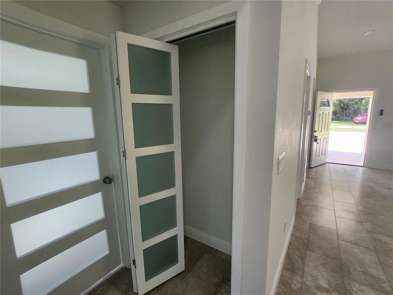 Spacious, unfurnished interior of a new home in , Summerfield (Image 22).