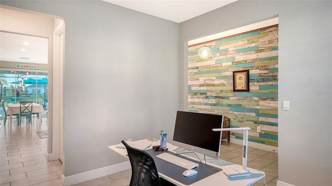 Furnished interior view inside a new home in Star Farms at Lakewood Ranch, Bradenton (Image 13).