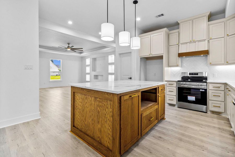Furnished interior view inside a new home in , Onalaska (Image 16).