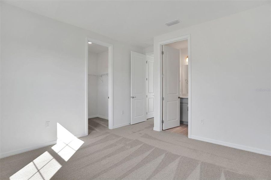 Spacious, unfurnished interior of a new home in Waterlin, St. Cloud (Image 35). Spacious, unfurnished interior of a new home in Waterlin, St. Cloud (Image 35).