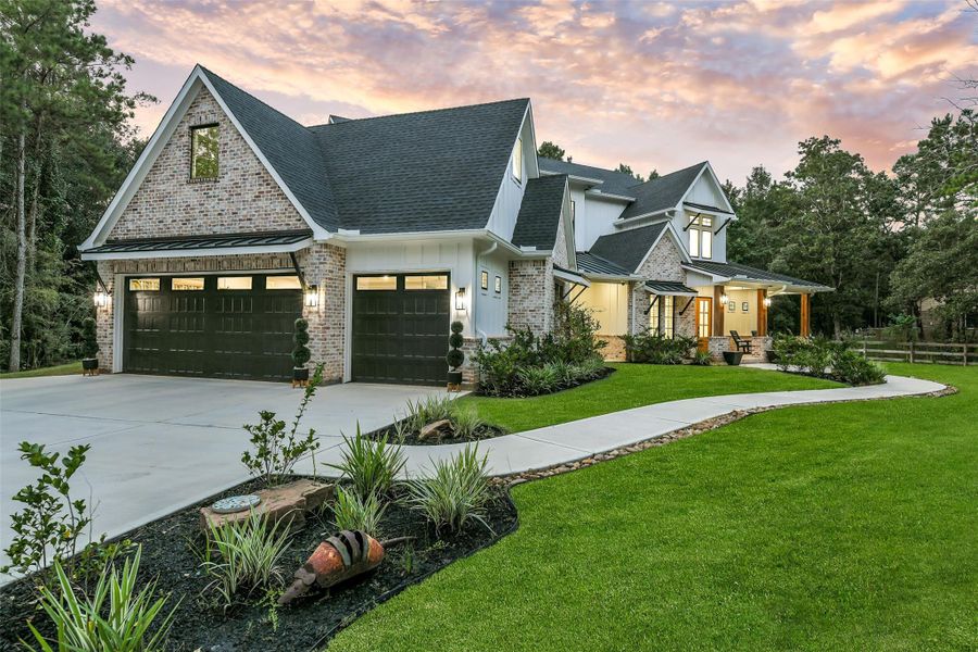 Image 40 of a home in .