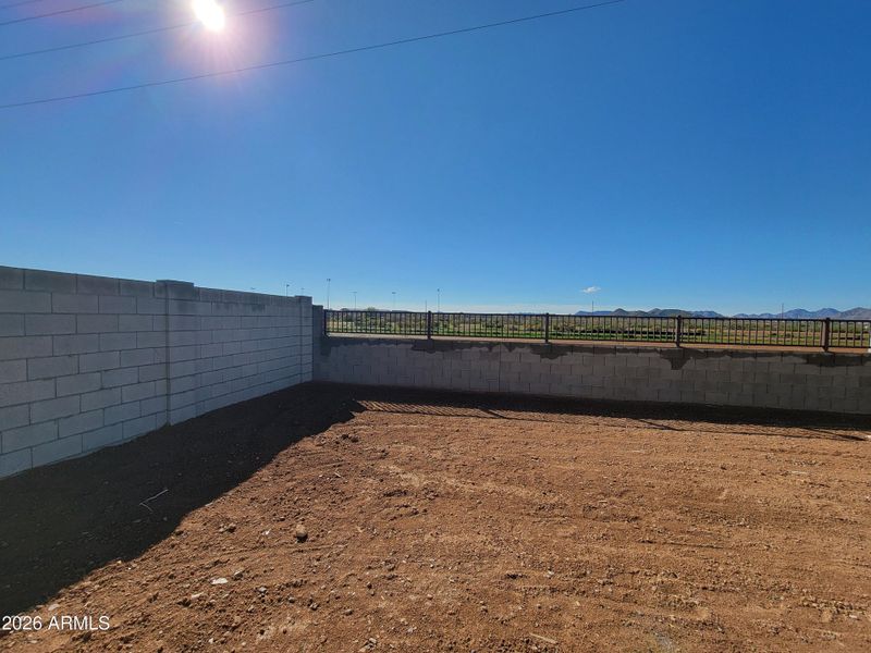 1000063999 1000063999