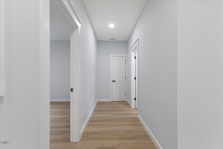 60-123-125 Ottawa Dr