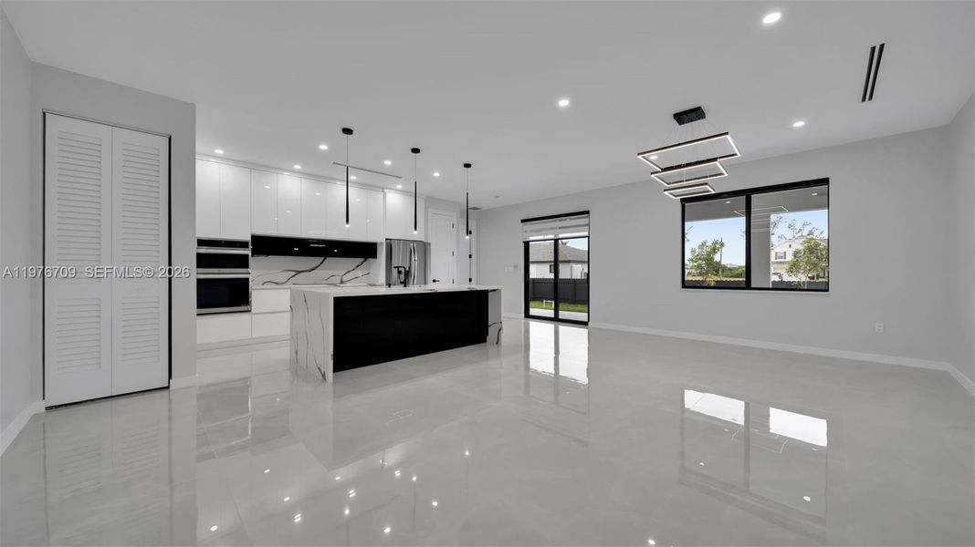 Image 42 of a home in .