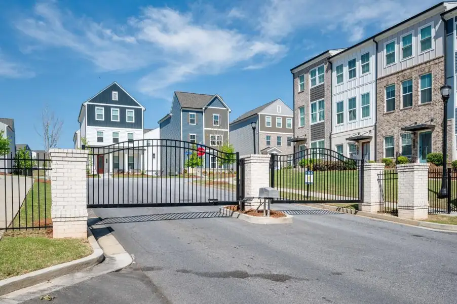 Image 27 of a home in .