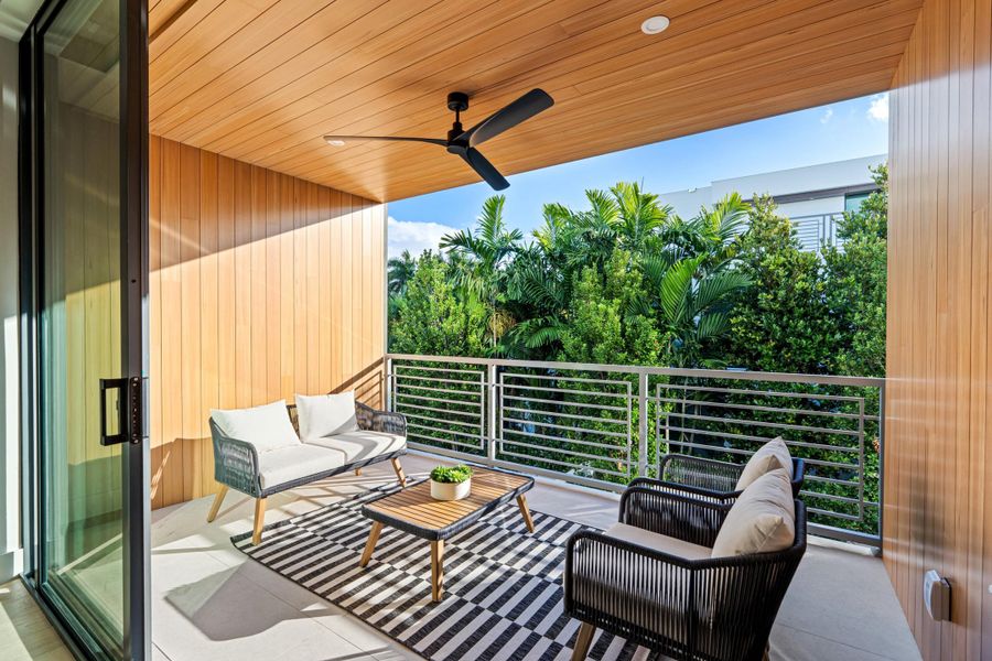 mls_PRIMARY_BALCONY_DT