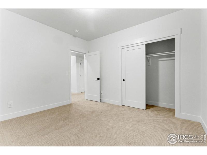 Spacious, unfurnished interior of a new home in , Fort Collins (Image 34).
