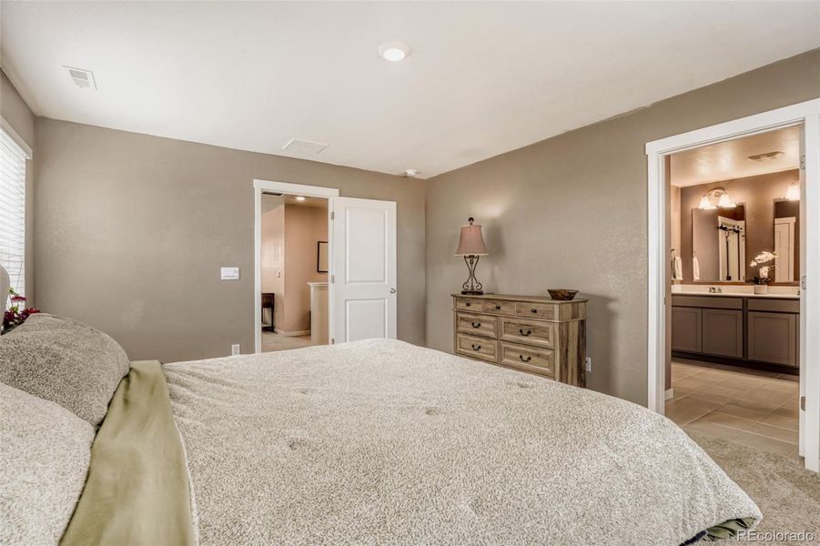 Furnished interior view inside a new home in Spring Valley Ranch, Elizabeth (Image 17). Furnished interior view inside a new home in Spring Valley Ranch, Elizabeth (Image 17).