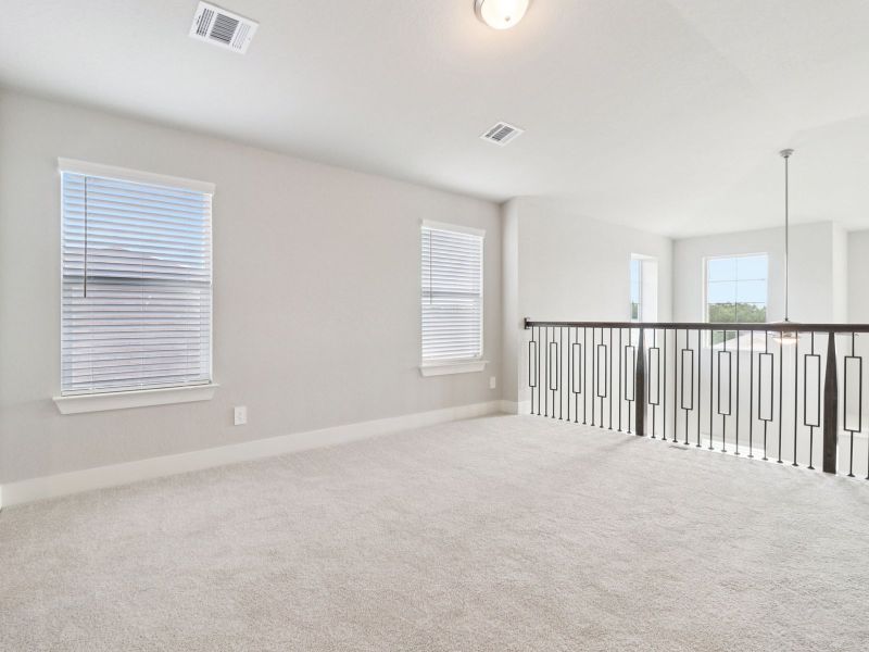 Spacious, unfurnished interior of a new home in Kallison Ranch, San Antonio (Image 23).