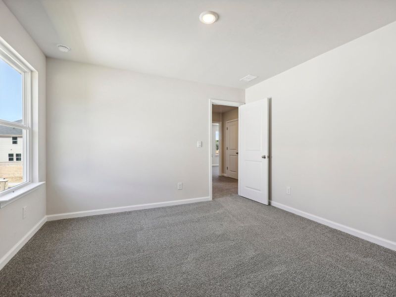 Spacious, unfurnished interior of a new home in Parkside at Grayson, Grayson (Image 19).