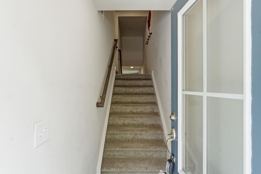 Image 47 of a home in .