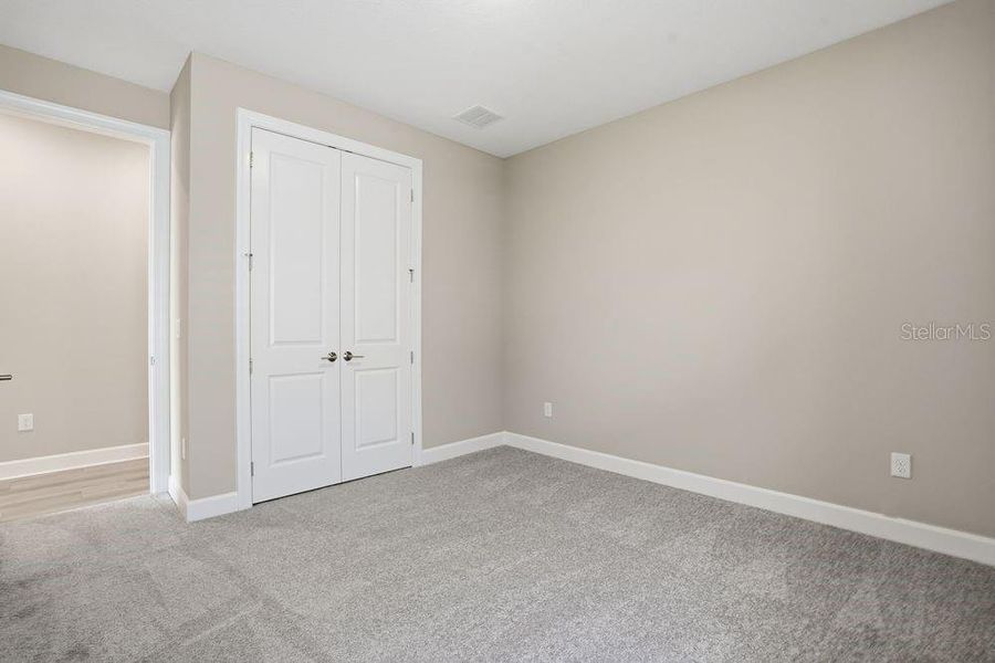 Spacious, unfurnished interior of a new home in Coasterra Community Group Page, Palmetto (Image 16).
