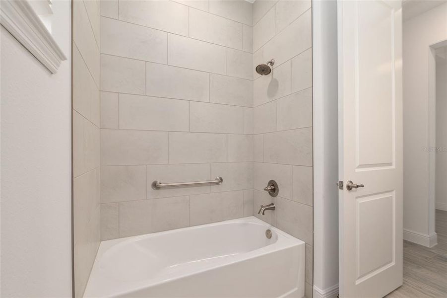 Furnished interior view inside a new home in , Ocala (Image 9).