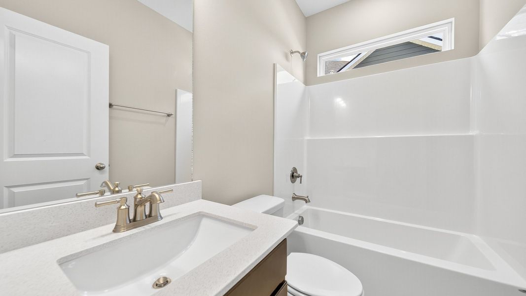 Furnished interior view inside a new home in McClure Farms, Columbia (Image 20).