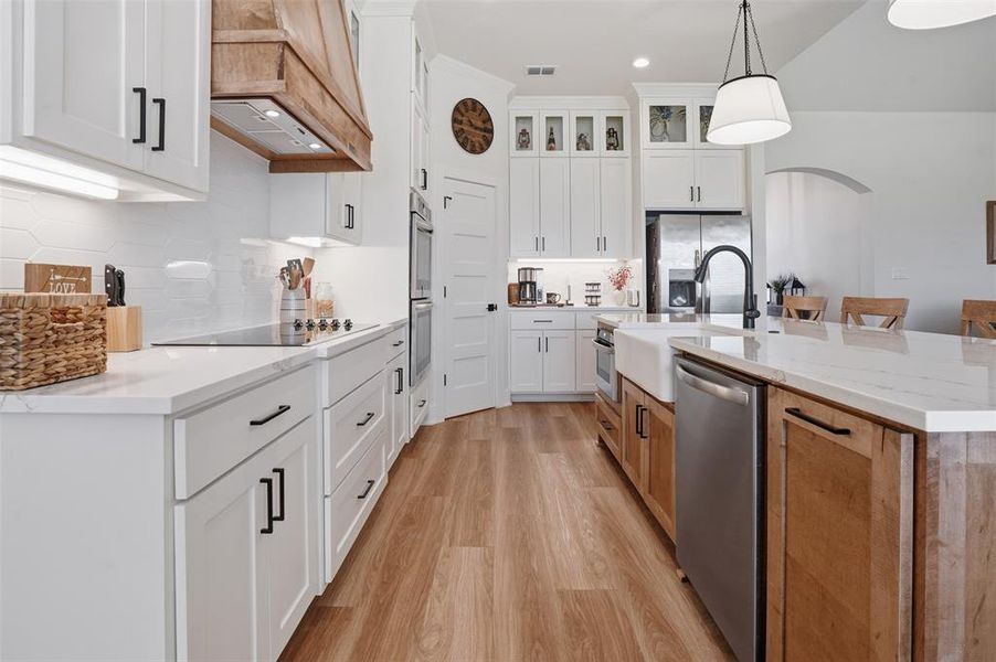 Furnished interior view inside a new home in , Weatherford (Image 17).
