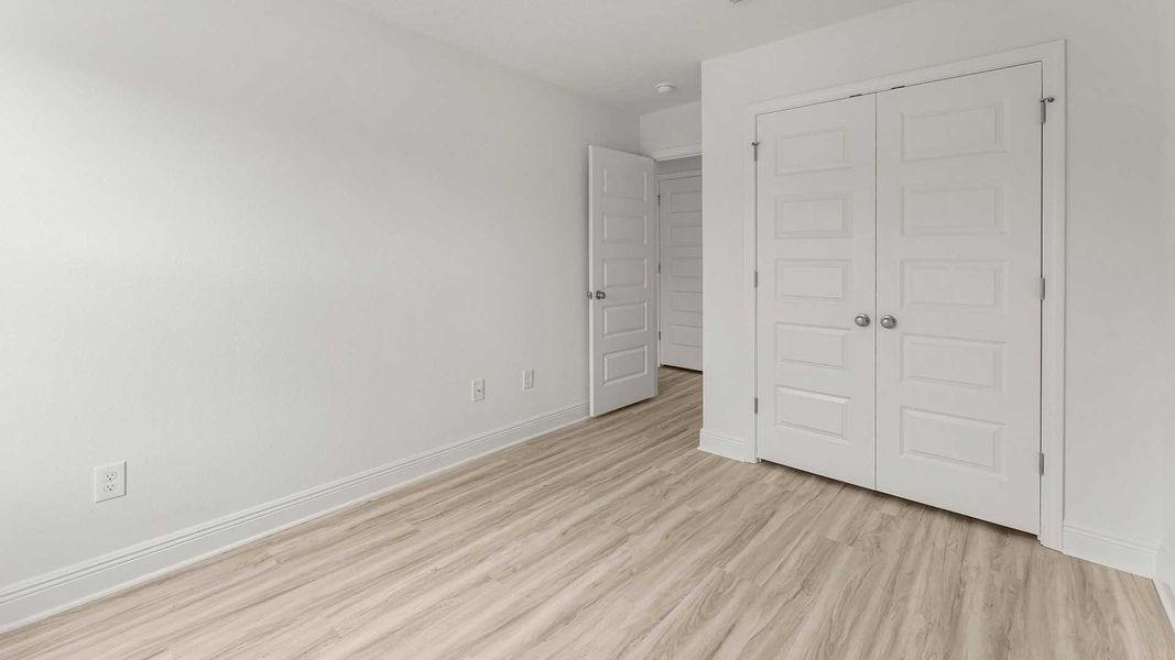 Spacious, unfurnished interior of a new home in Palm Street Townhomes, Destin (Image 20).