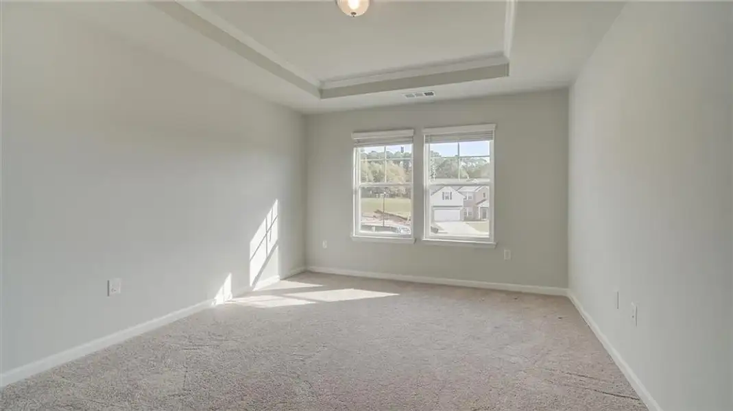 Spacious, unfurnished interior of a new home in Brighton, Locust Grove (Image 25).
