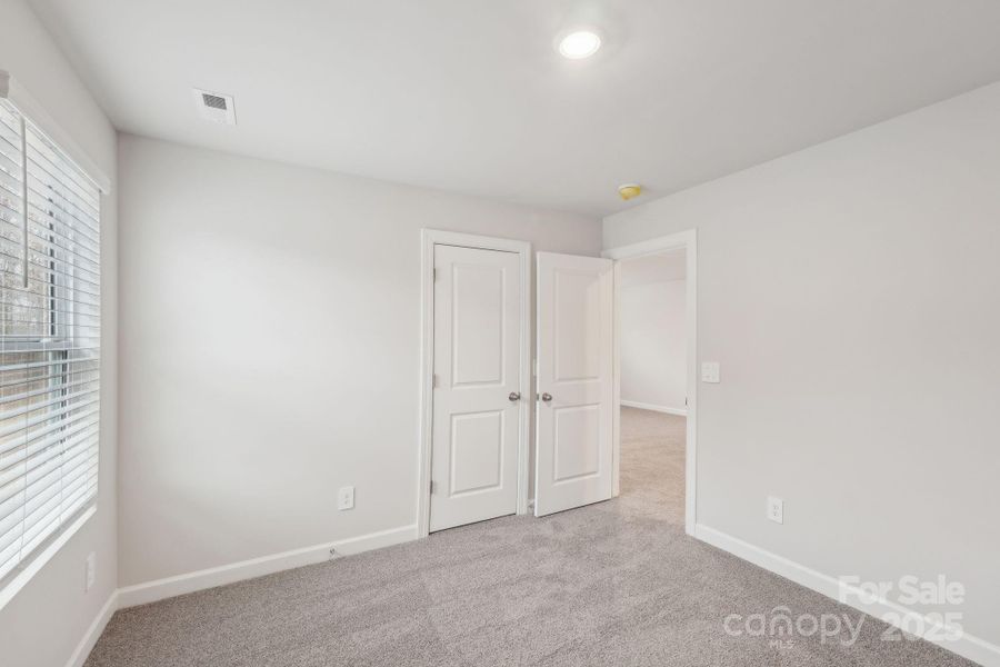 Photo is not of the actual home but is an inspirational photo of builder’s model home and may depict options, furnishings, and/or decorator features that are not included. Photo is not of the actual home but is an inspirational photo of builder’s model home and may depict options, furnishings, and/or decorator features that are not included.