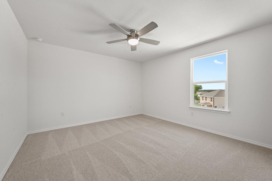 Spacious, unfurnished interior of a new home in Creekside at Estancia, Austin (Image 25).