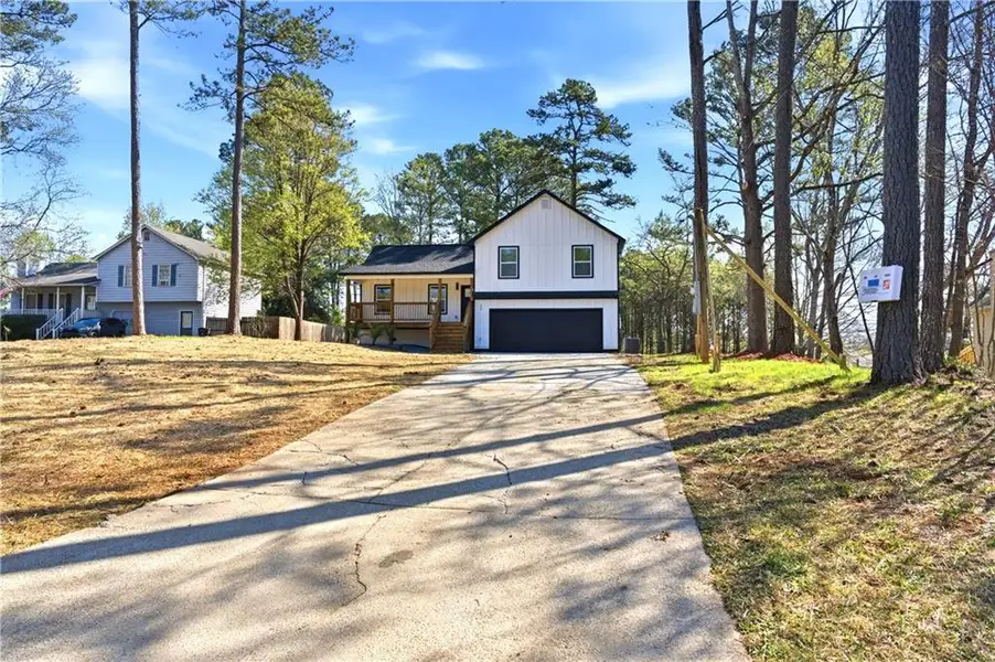 Front exterior of a new home in , Hiram, GA, highlighting curb appeal (Image 2). Front exterior of a new home in , Hiram, GA, highlighting curb appeal (Image 2).