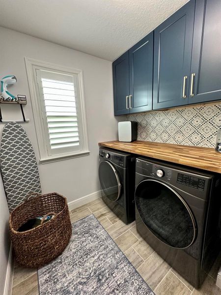 Furnished interior view inside a new home in , Port St. Lucie (Image 11).