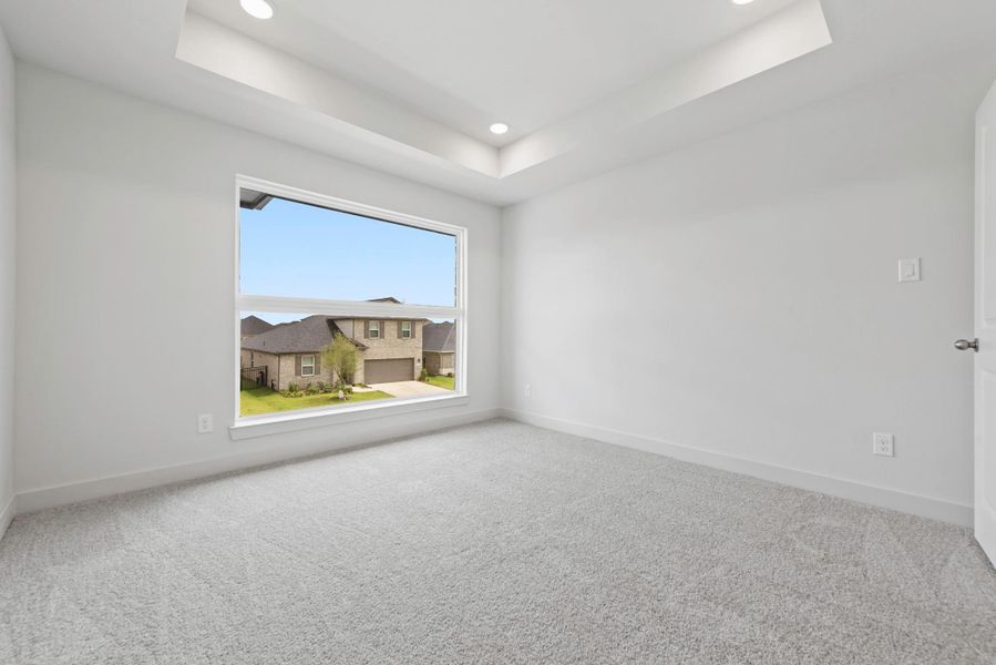 Spacious, unfurnished interior of a new home in Sunterra, Katy (Image 15). Spacious, unfurnished interior of a new home in Sunterra, Katy (Image 15).