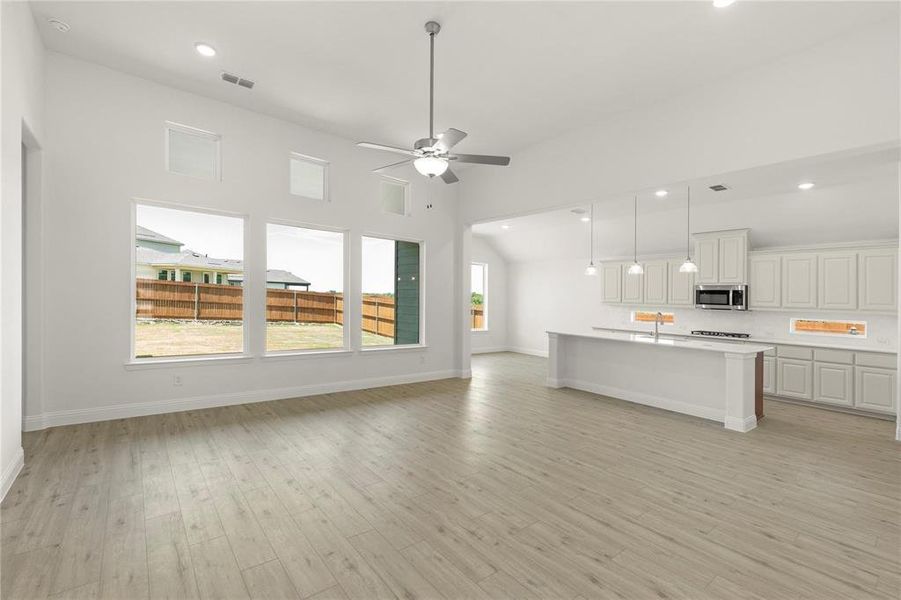 Spacious, unfurnished interior of a new home in Heartland, Heartland (Image 23).