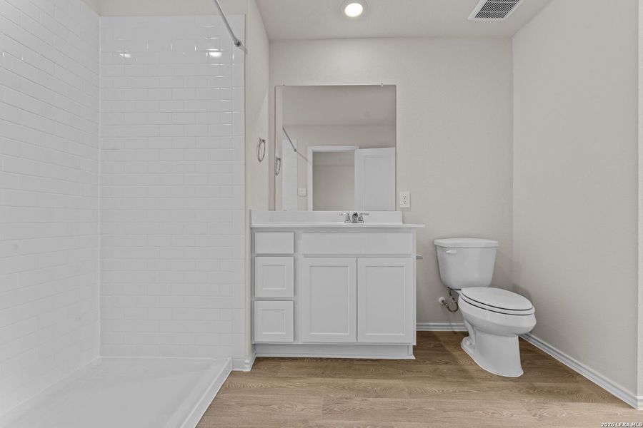 Furnished interior view inside a new home in Bollinger, Uhland (Image 6).