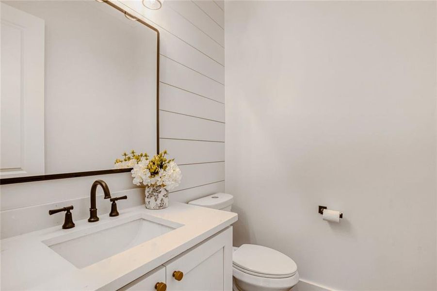 Furnished interior view inside a new home in , Grayson (Image 15).