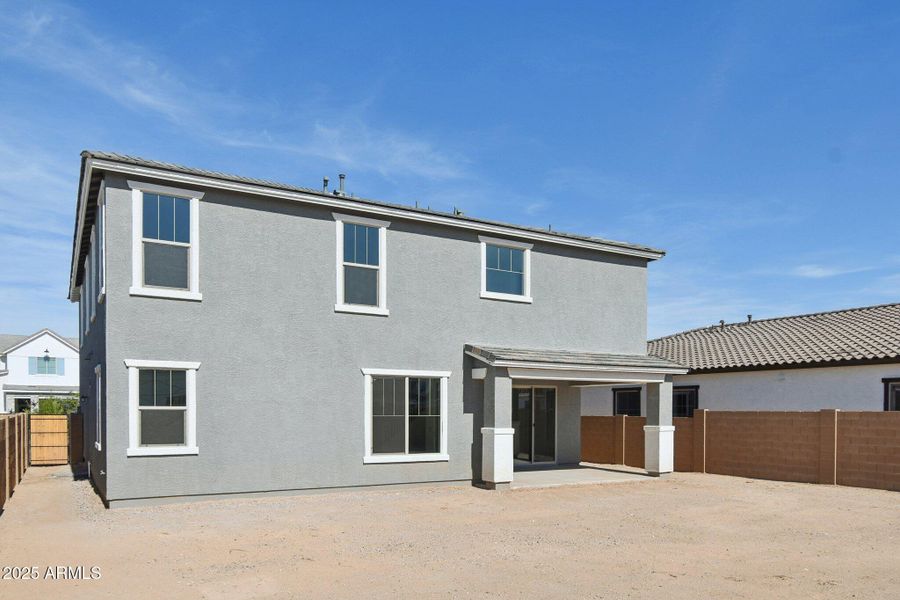 54-web-or-mls-E Saddle Way-S0111-048