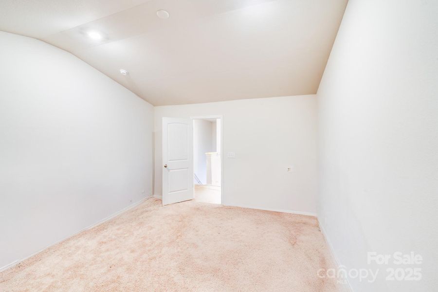 Spacious, unfurnished interior of a new home in Pinnacle Estates, Shelby (Image 20).