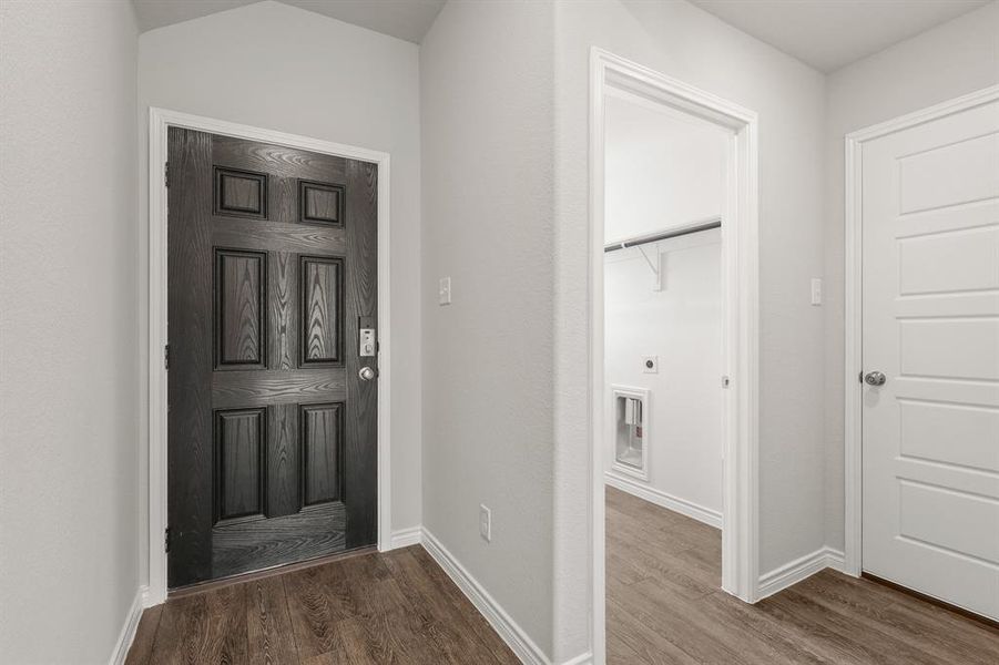 Spacious, unfurnished interior of a new home in Deer Creek, Fort Worth (Image 12). Spacious, unfurnished interior of a new home in Deer Creek, Fort Worth (Image 12).