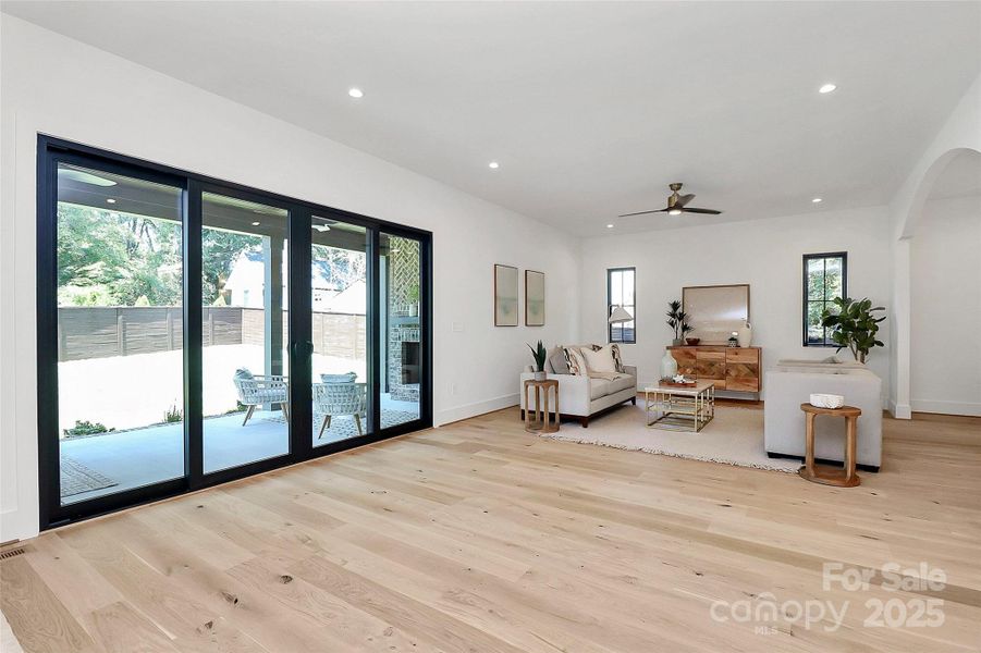 Image 43 of a home in .