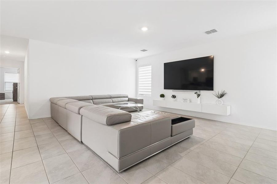 Furnished interior view inside a new home in Tillage Farms, Princeton (Image 15).