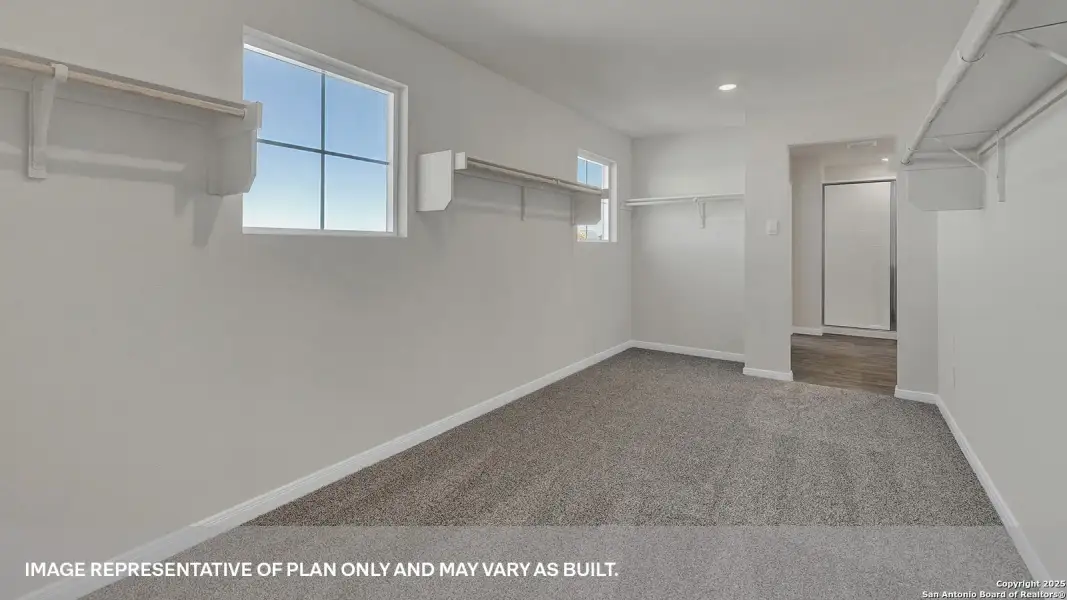 Spacious, unfurnished interior of a new home in Whisper South, San Marcos (Image 18). Spacious, unfurnished interior of a new home in Whisper South, San Marcos (Image 18).