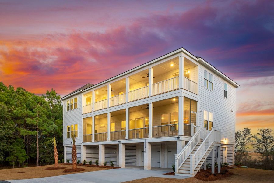 Condo located in Awendaw, SC showcasing its design and architecture (Image 5).