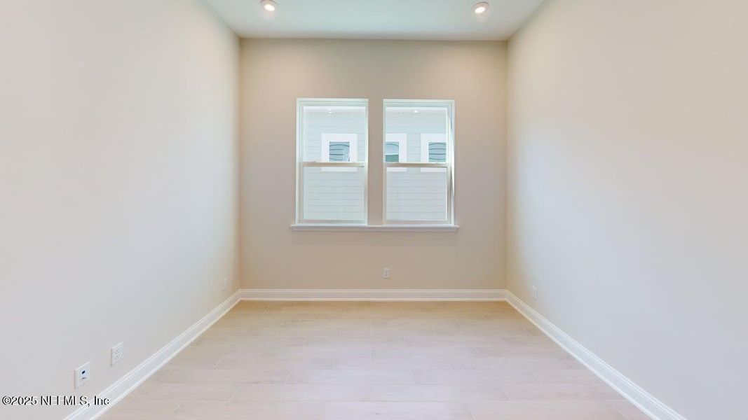 Spacious, unfurnished interior of a new home in RiverTown - WaterSong, St. Johns (Image 13). Spacious, unfurnished interior of a new home in RiverTown - WaterSong, St. Johns (Image 13).